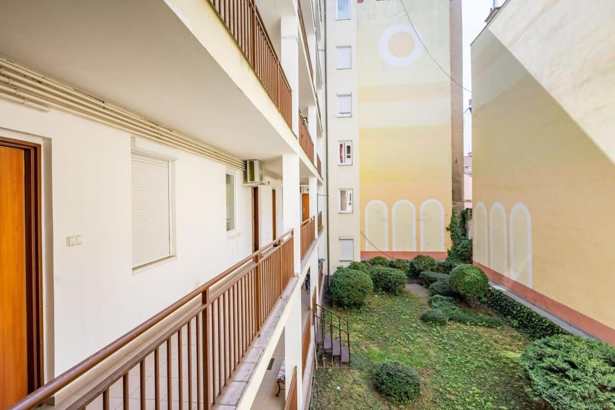 Convenient 2-Room Central Apartment Budapest Exterior photo