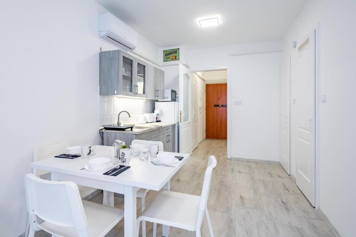 Convenient 2-Room Central Apartment Budapest Exterior photo